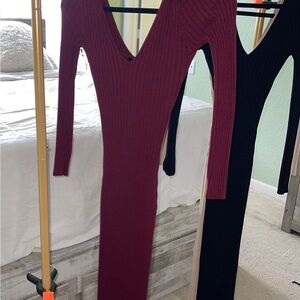 Elegant Burgundy and Black Ribbed Knit Dress